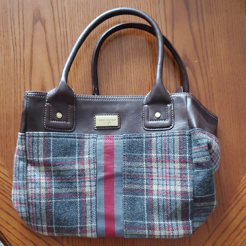 Tommy Hilfiger Plaid Women's Bag